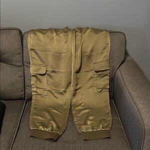 Womens Cargo Pants- olive color